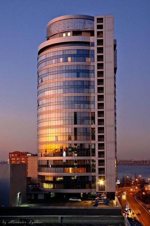 Staybridge Mini-Hotel In Most City Panoramic River View Dnipro Dış mekan fotoğraf