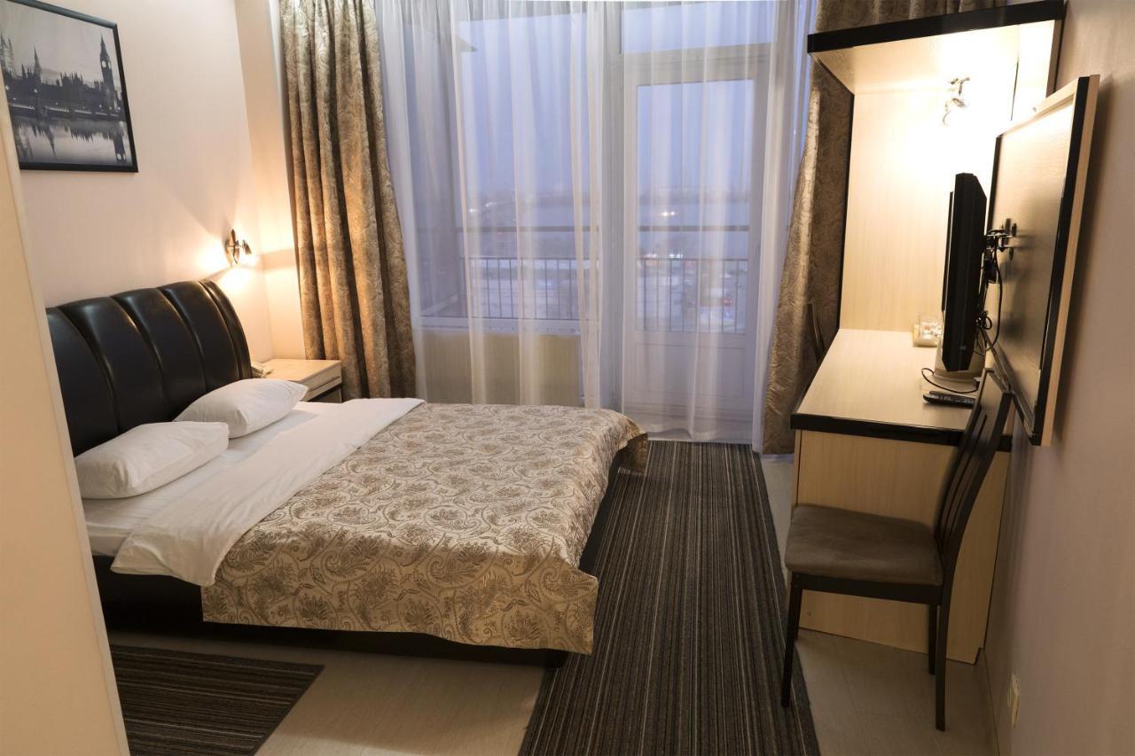 Staybridge Mini-Hotel In Most City Panoramic River View Dnipro Dış mekan fotoğraf